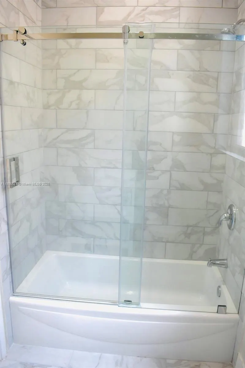 29 Palmetto Drive, #7