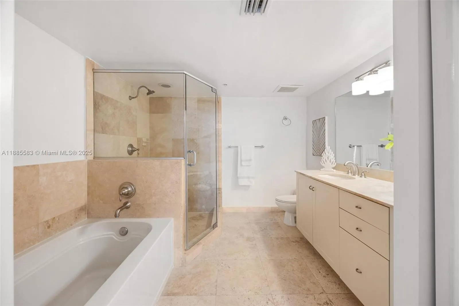 3232 SW 22nd Ter, #1003