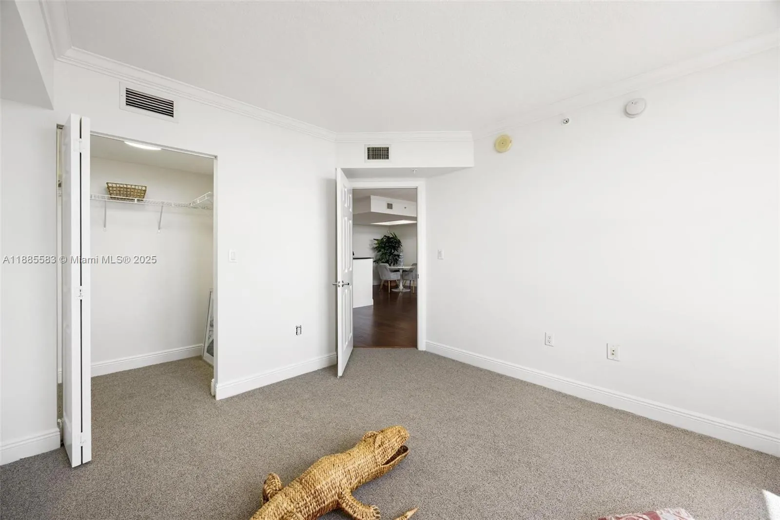 3232 SW 22nd Ter, #1003
