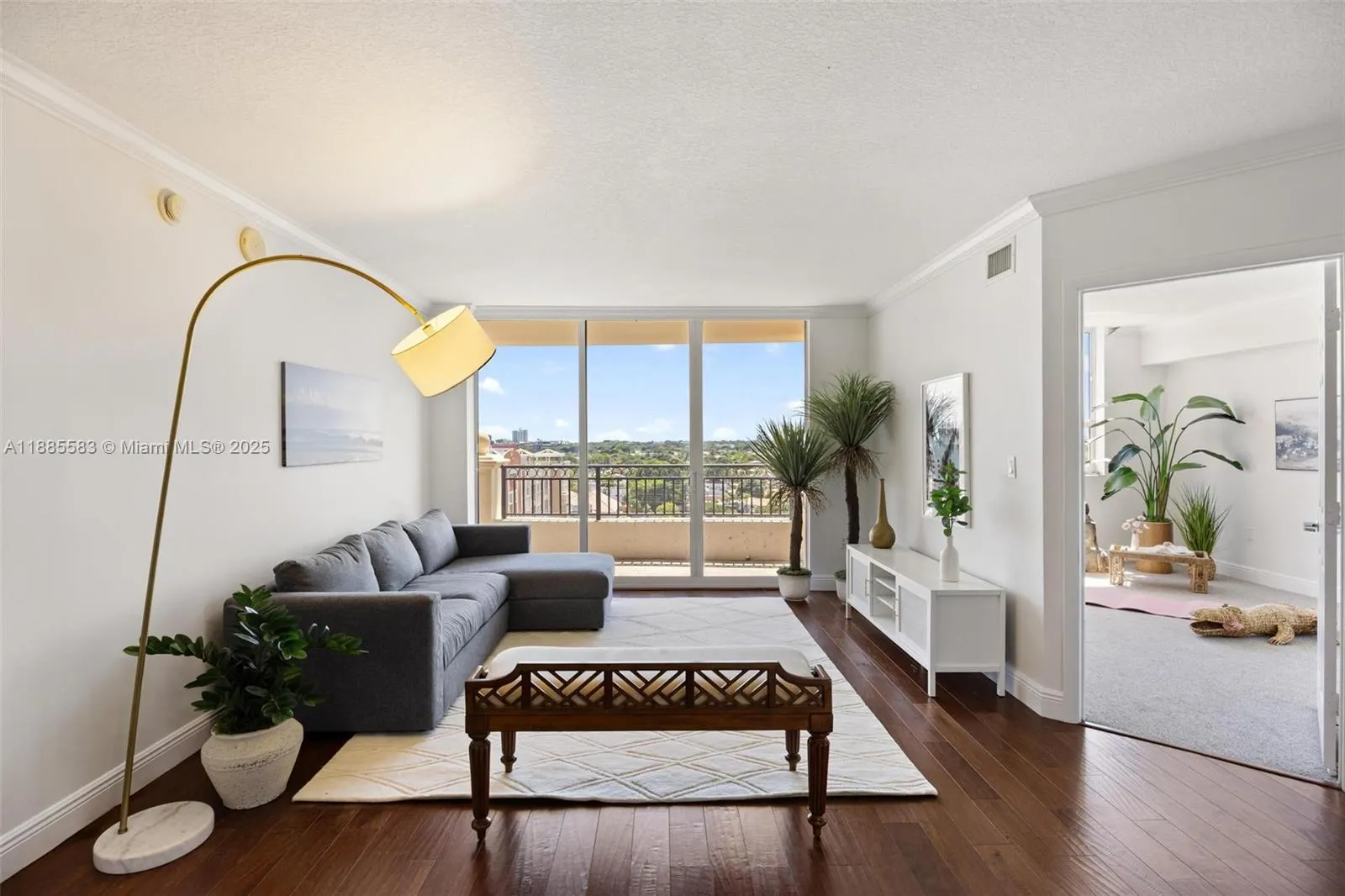 3232 SW 22nd Ter, #1003