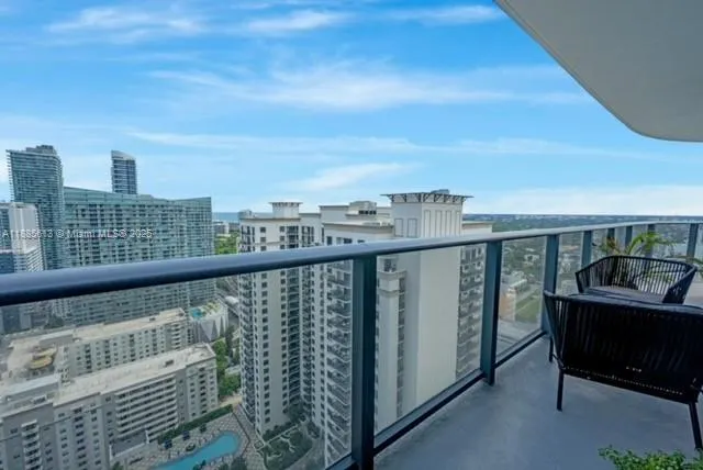 55 SW 9th St, #3506