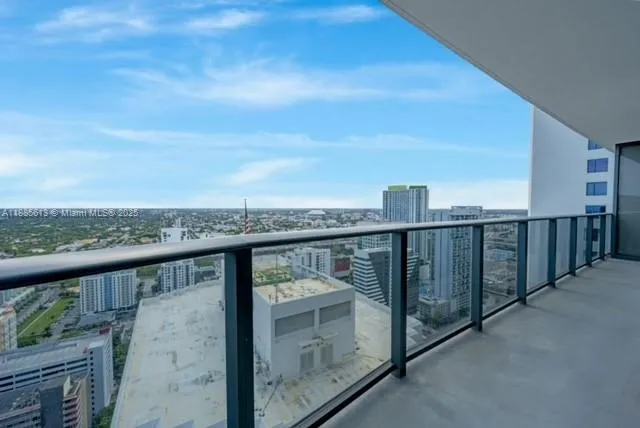 55 SW 9th St, #3506