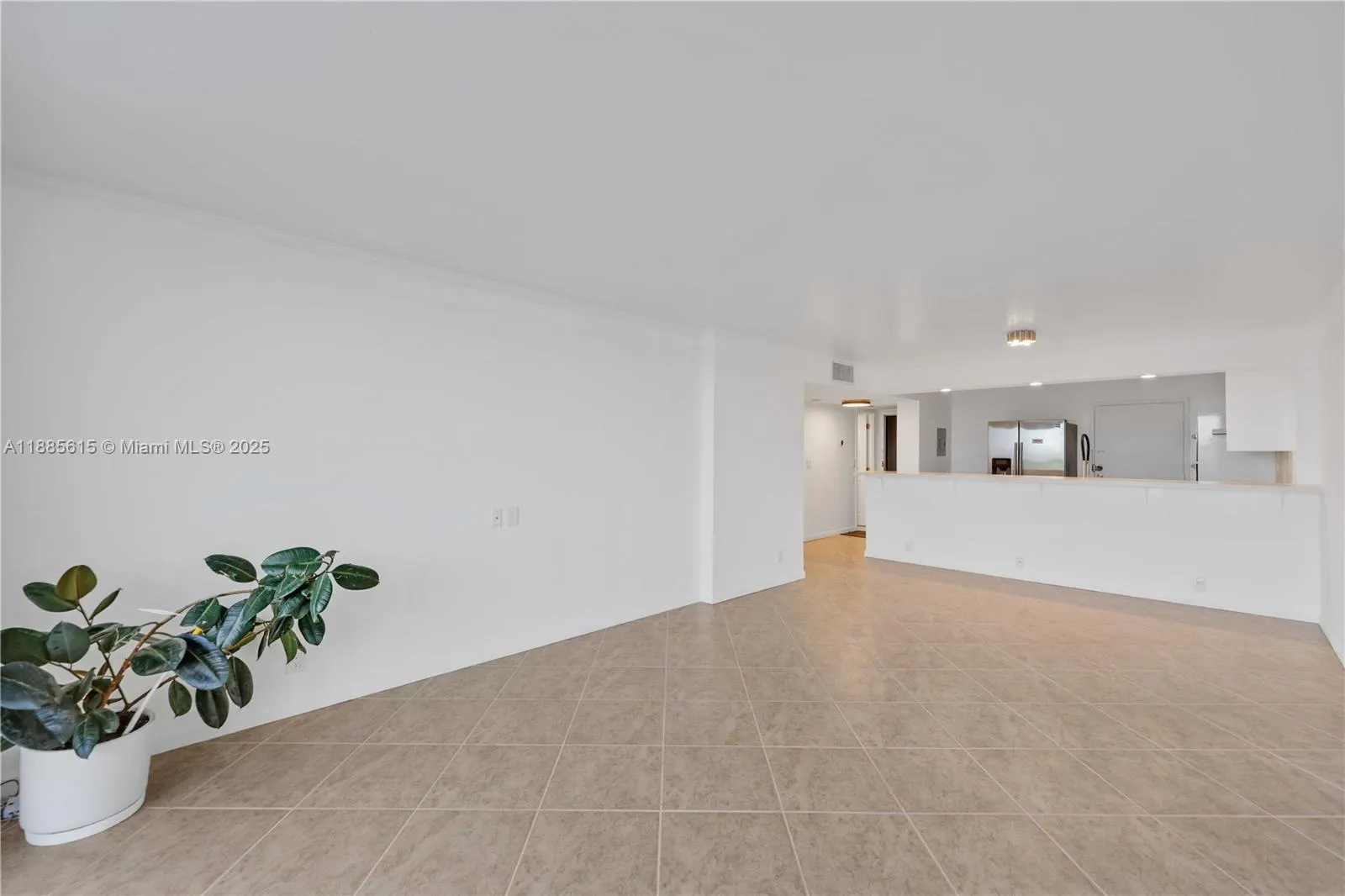 1500 S Ocean Dr, #5C