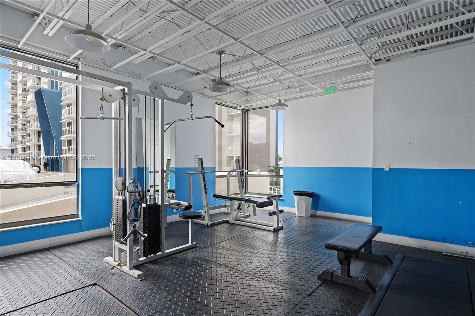 1500 S Ocean Dr, #5C