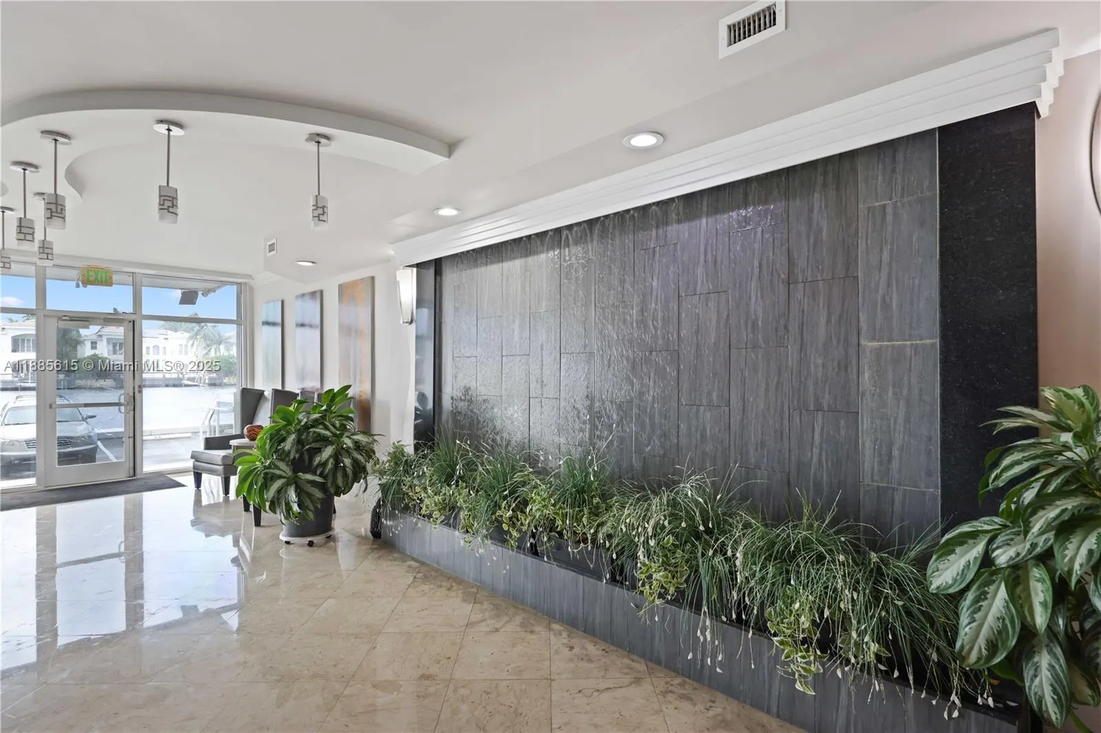 1500 S Ocean Dr, #5C