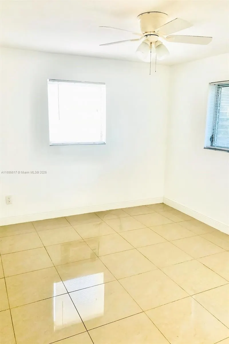 1025 SE 15th St, #9D