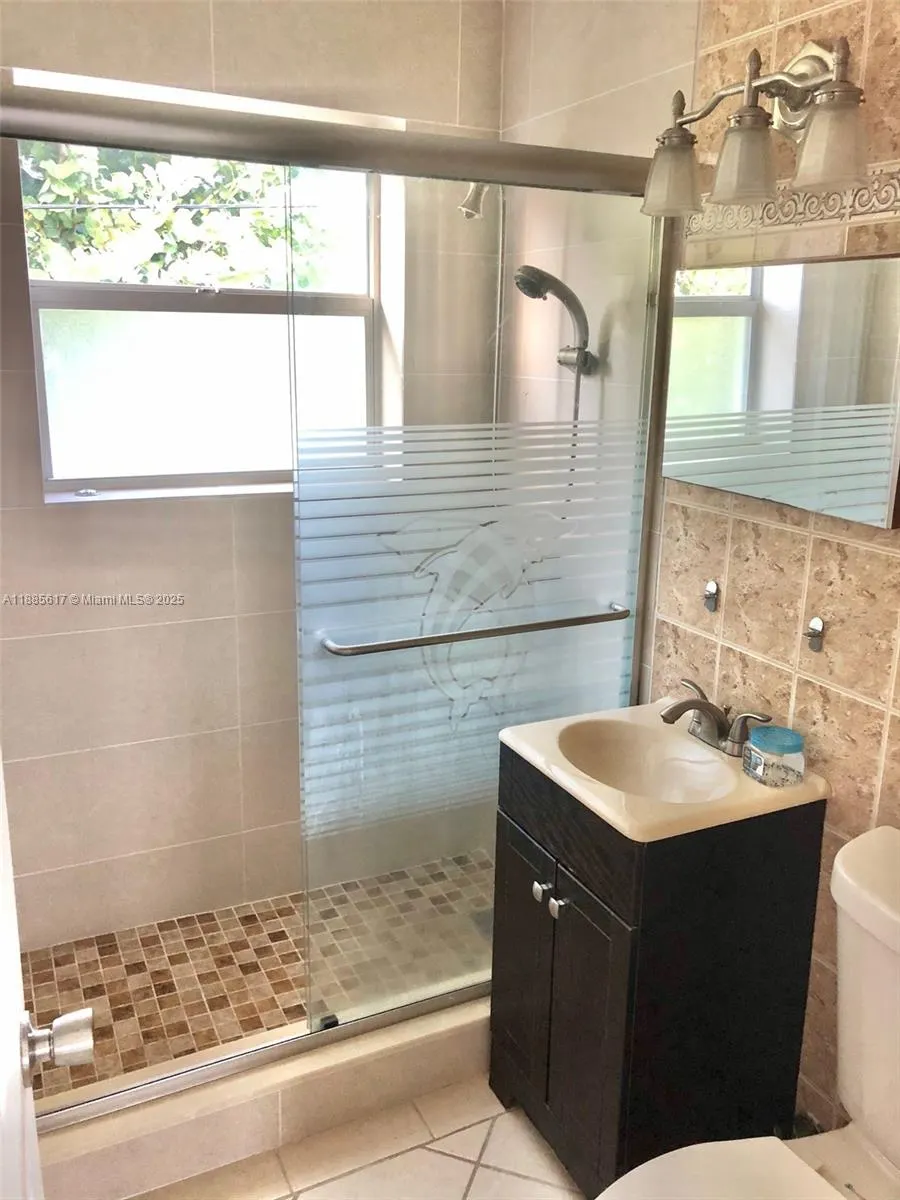 1025 SE 15th St, #9D