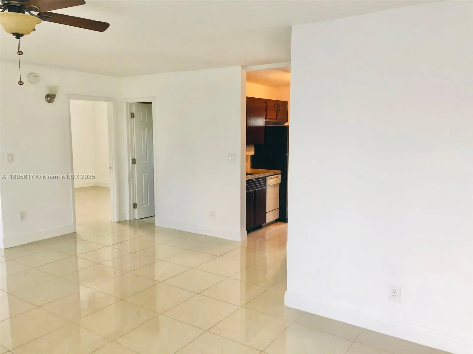 1025 SE 15th St, #9D