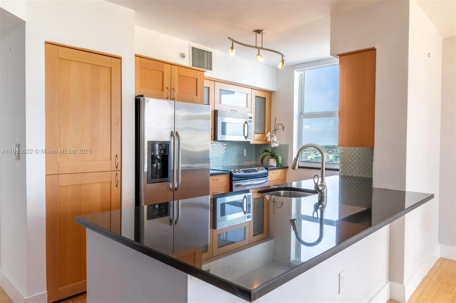 90 Alton Rd, #1712