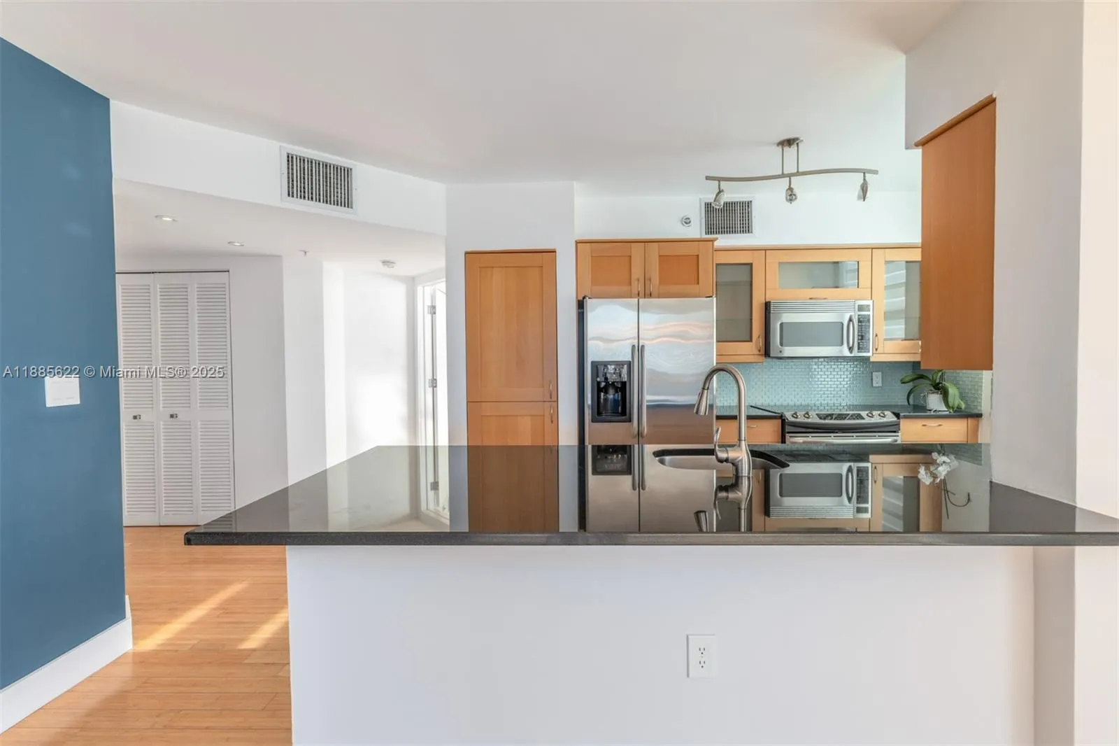 90 Alton Rd, #1712