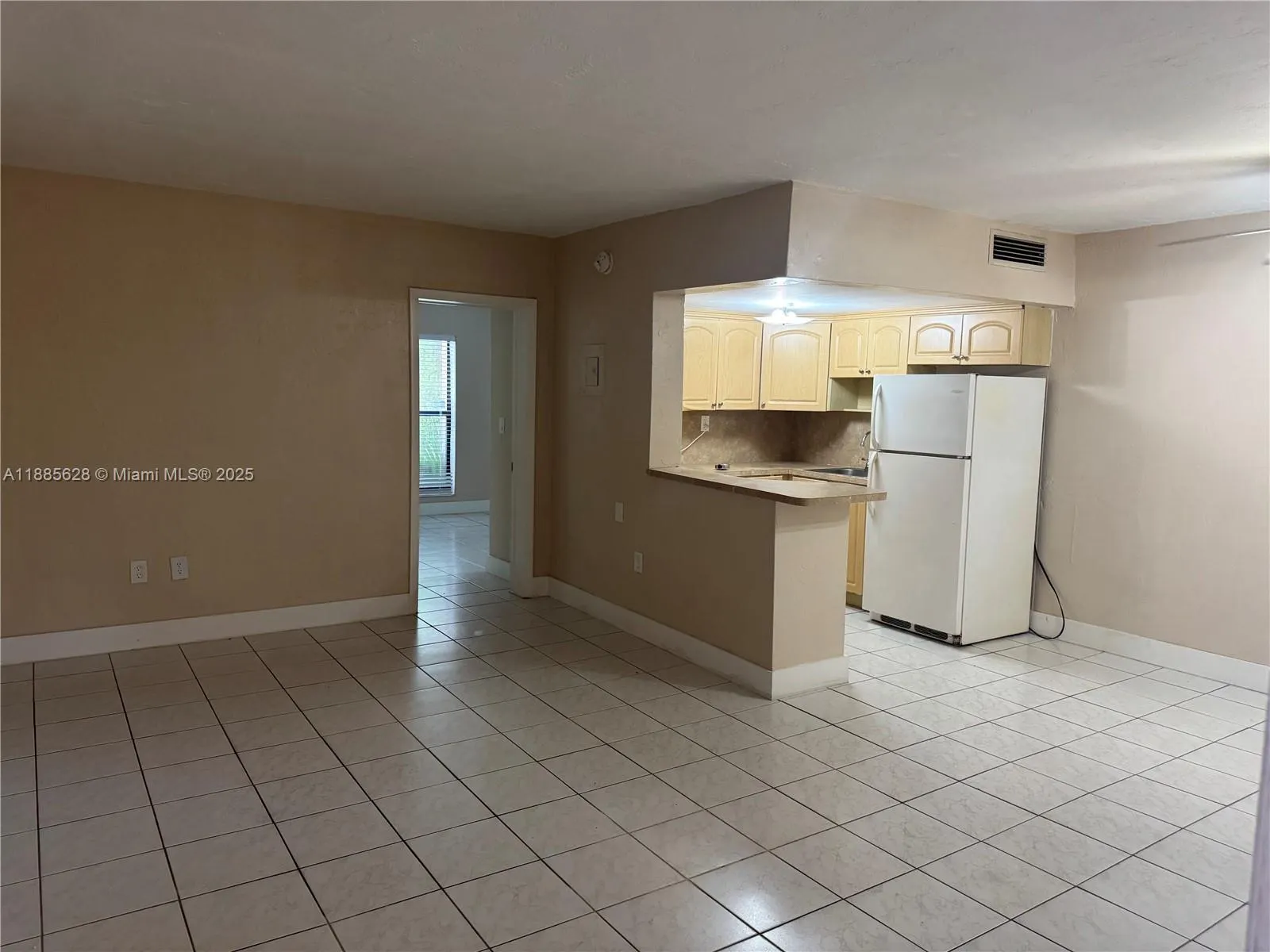 1280 W 54th St, #209B