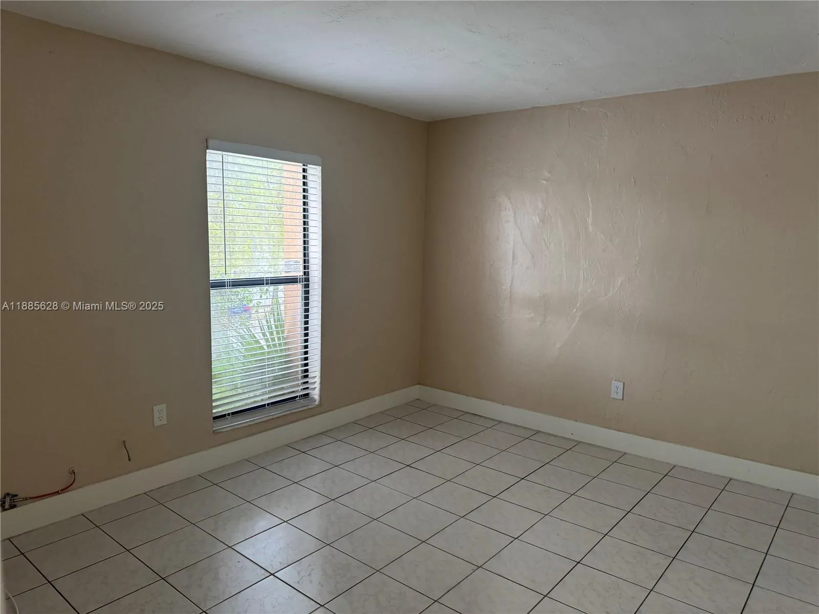 1280 W 54th St, #209B