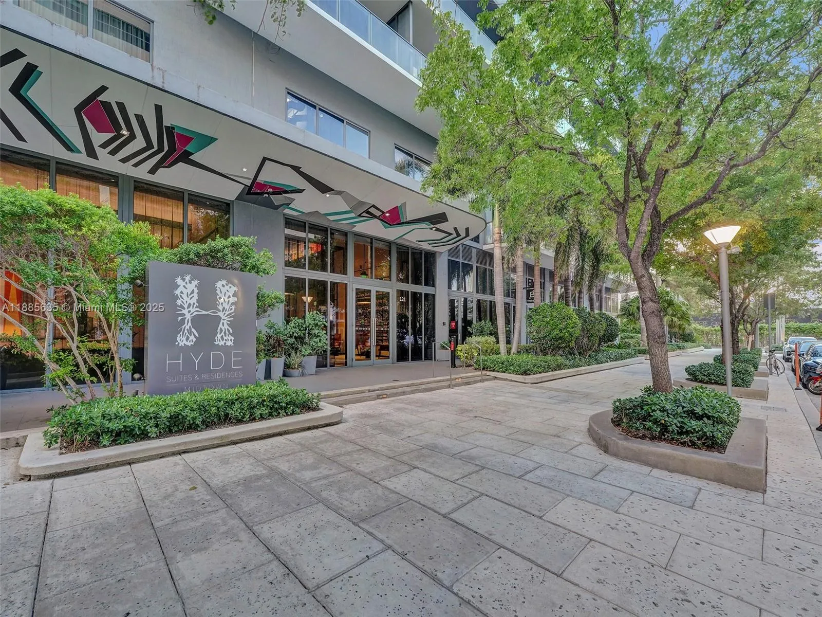 121 NE 34th St, #2106A