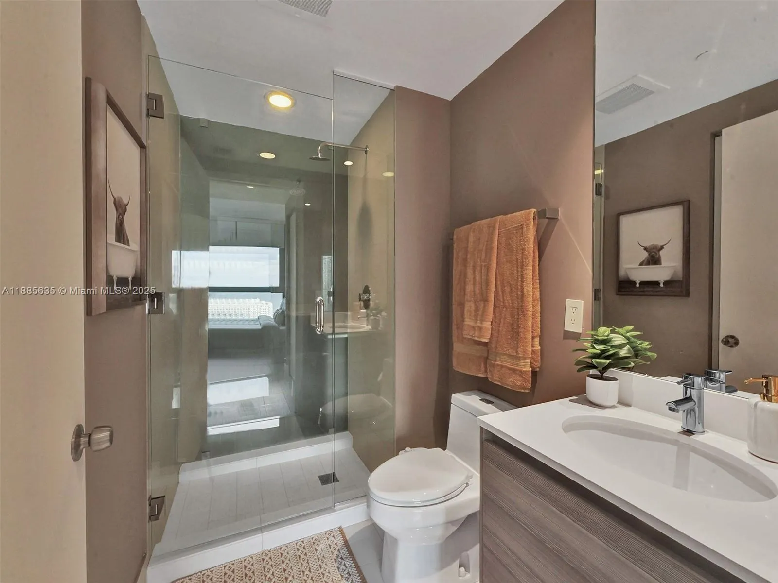 121 NE 34th St, #2106A