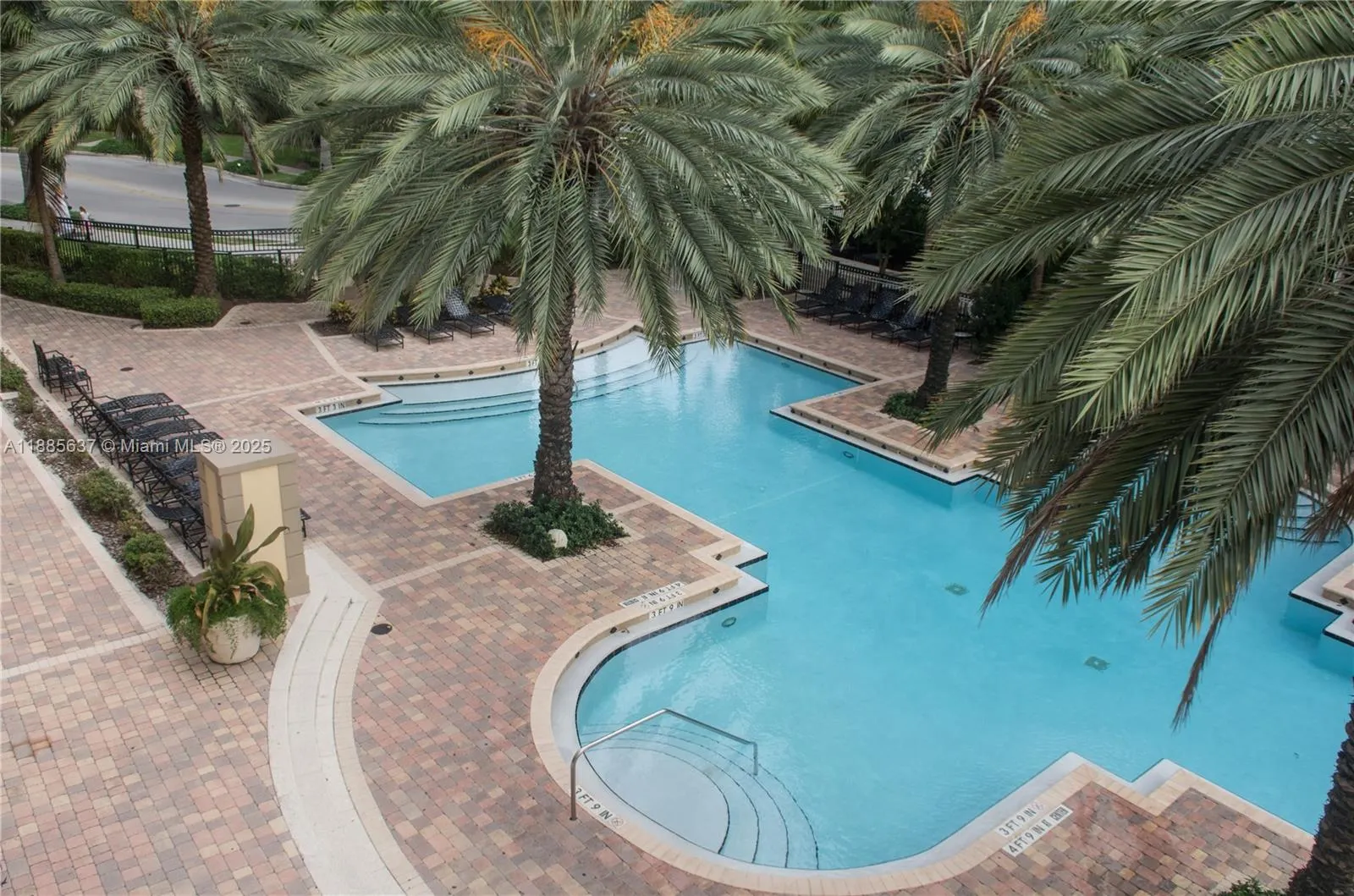 17150 N Bay Rd, #2914