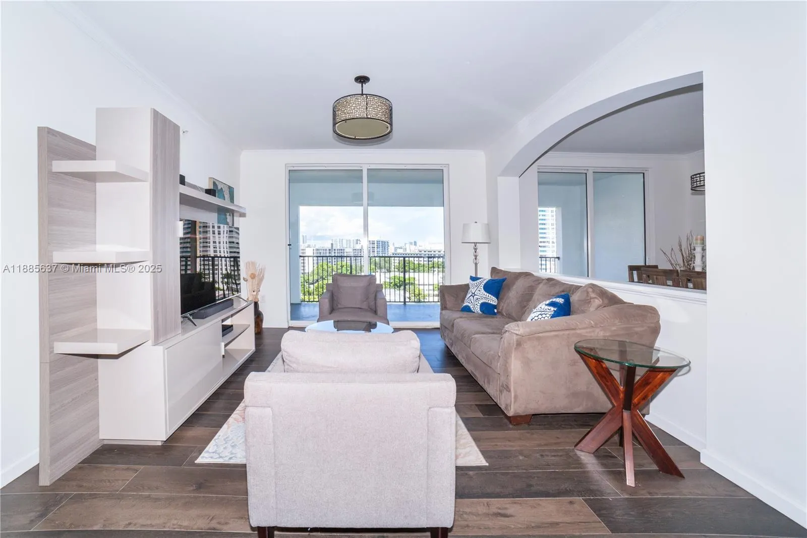 17150 N Bay Rd, #2914