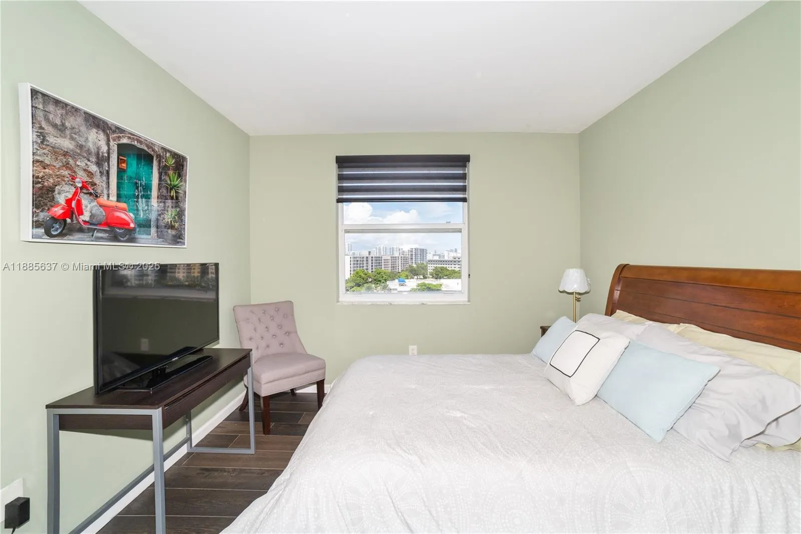 17150 N Bay Rd, #2914