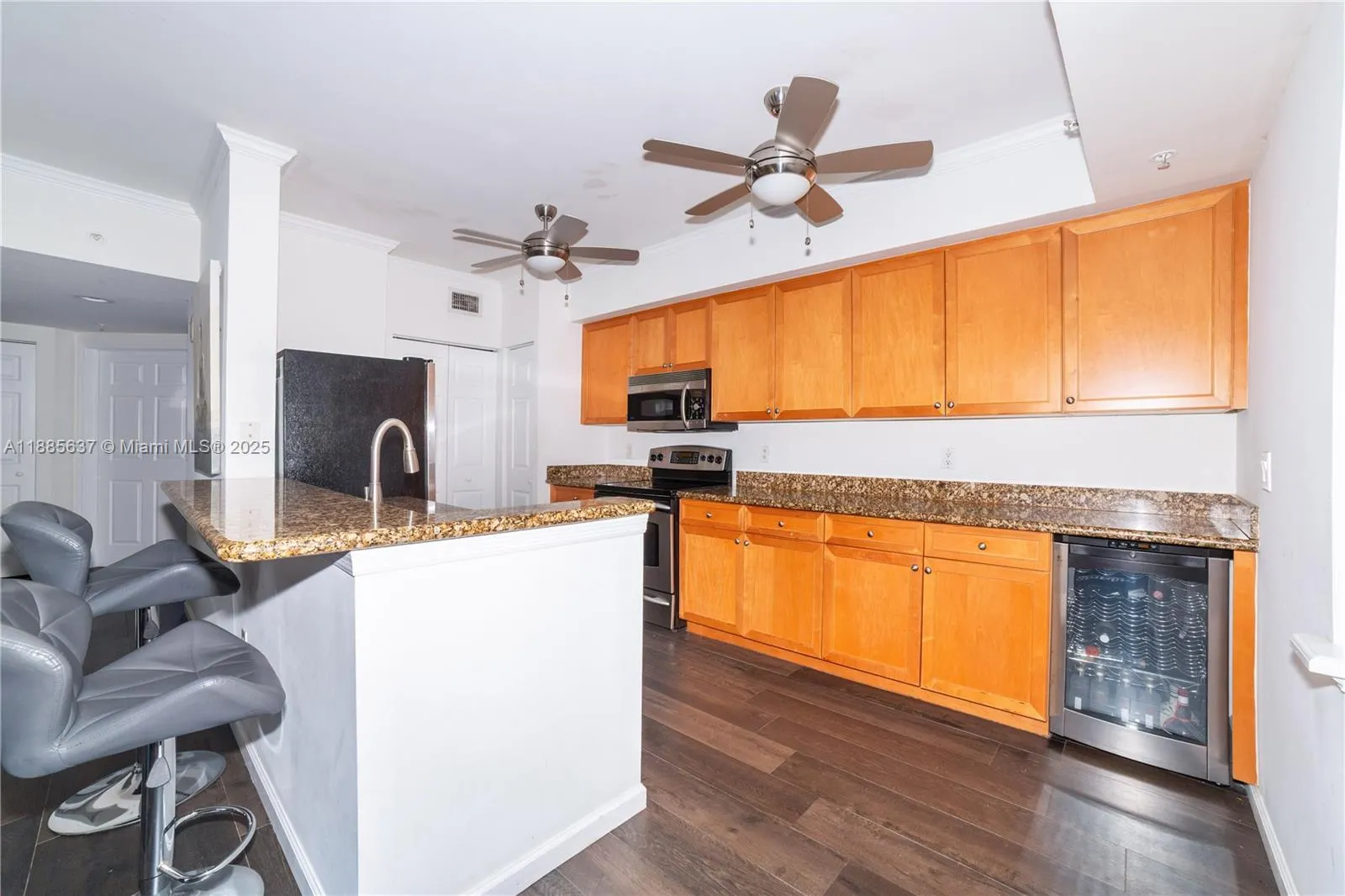 17150 N Bay Rd, #2914