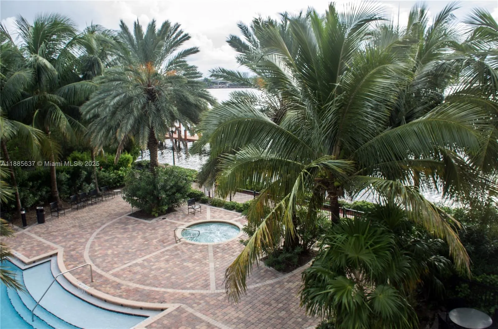 17150 N Bay Rd, #2914