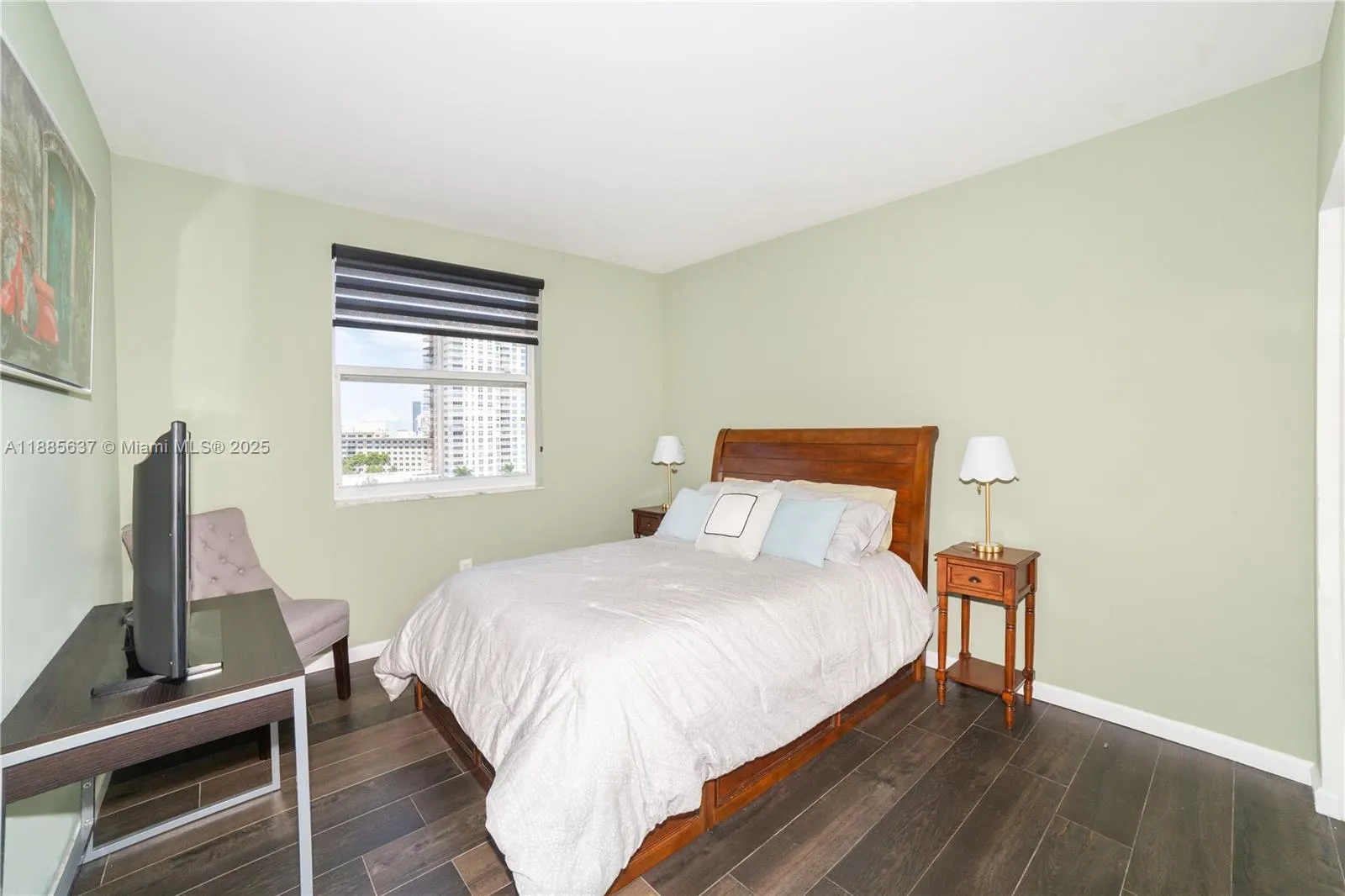 17150 N Bay Rd, #2914