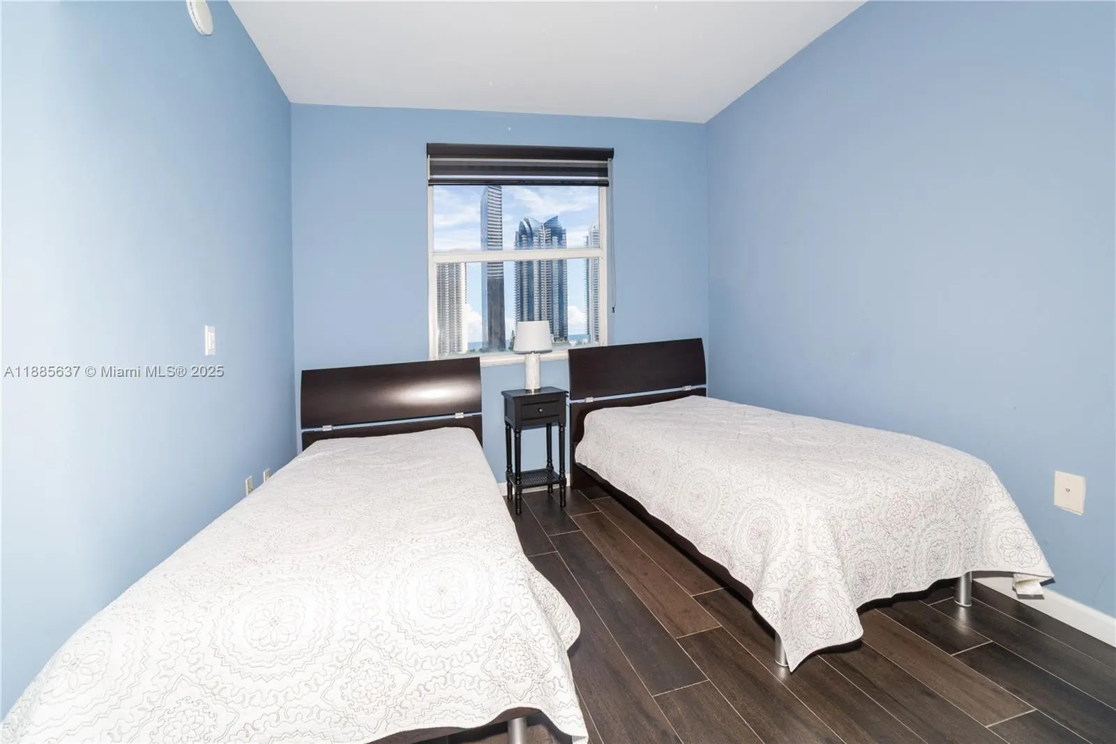 17150 N Bay Rd, #2914