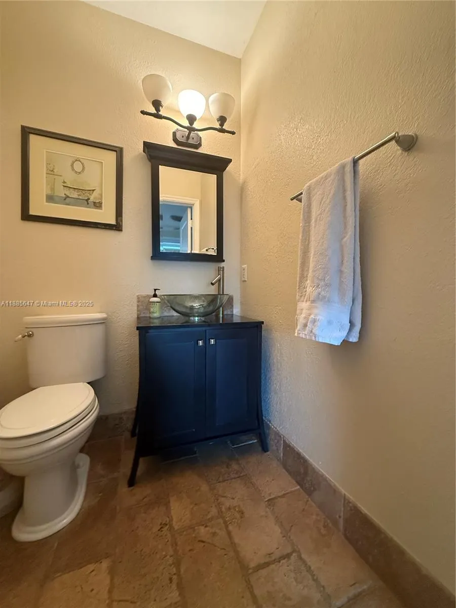 250 NW 151st Ave