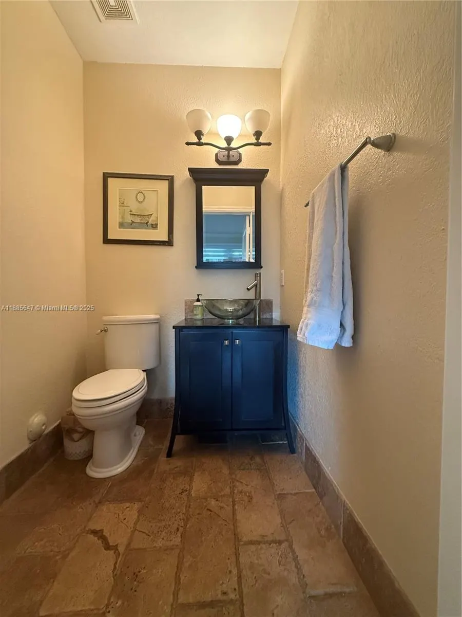 250 NW 151st Ave