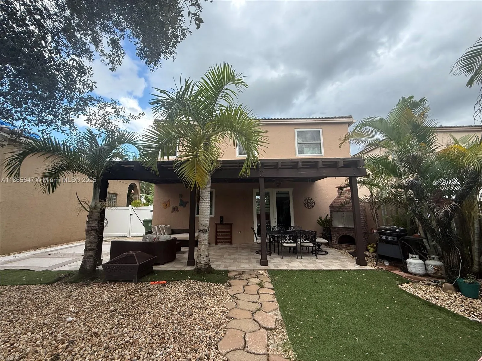 250 NW 151st Ave