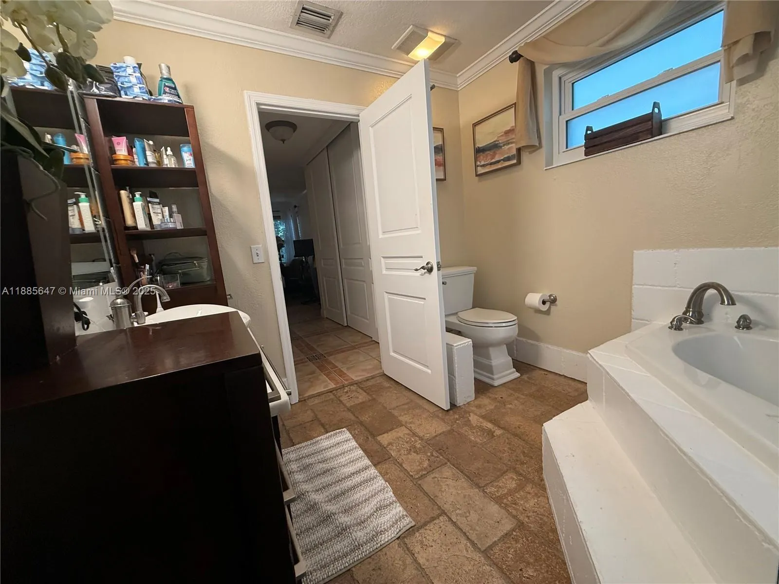250 NW 151st Ave