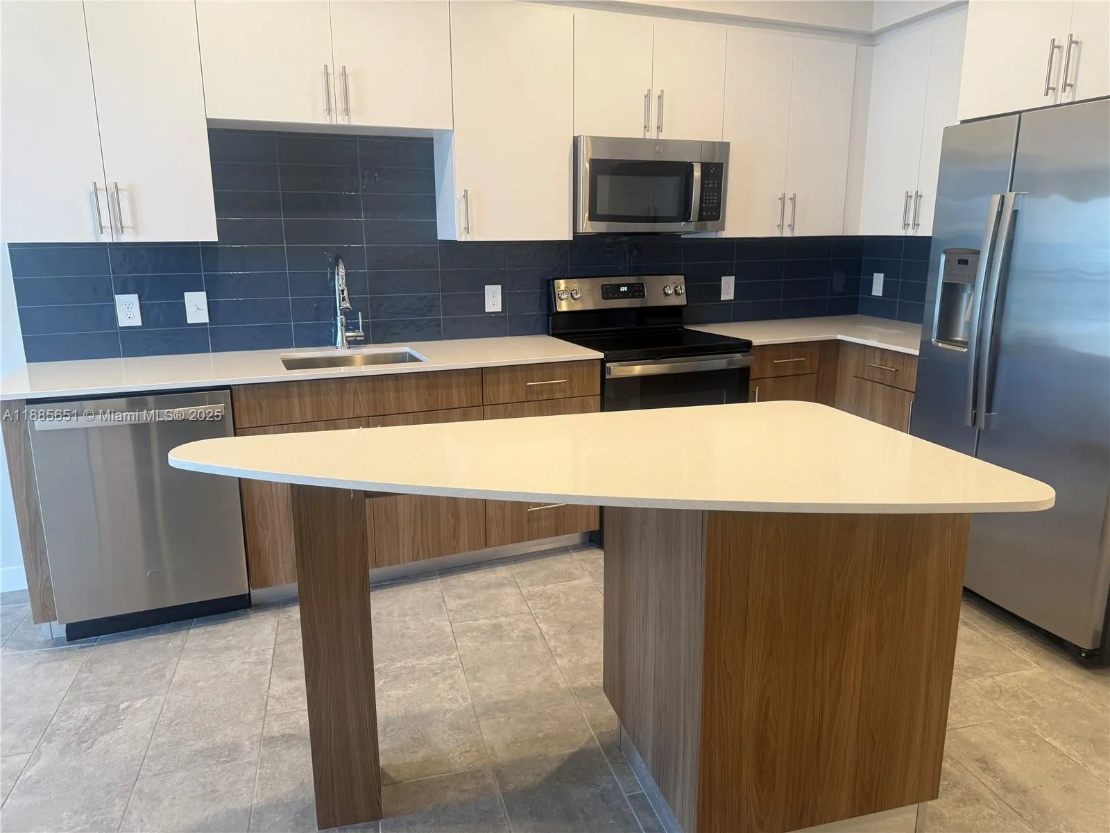 2500 SW 22nd Ter, #309