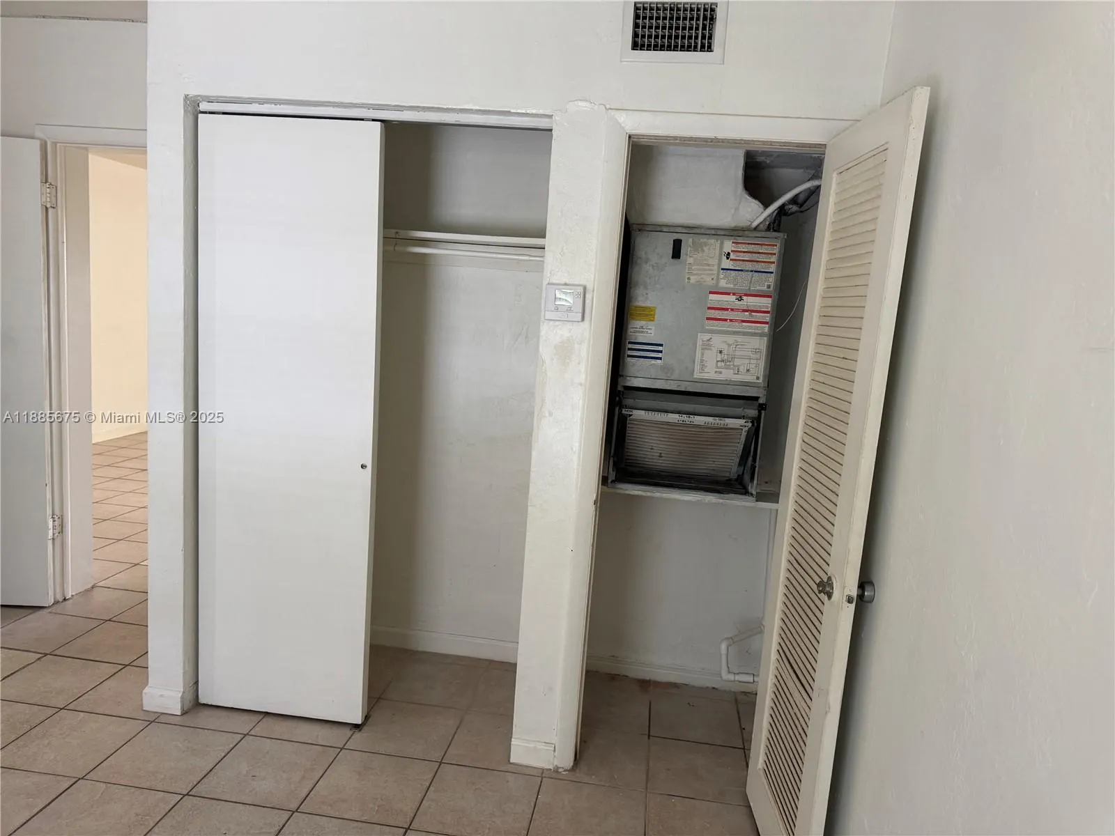1280 W 54th St, #310B