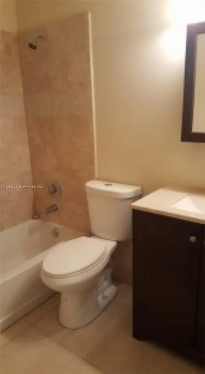 1231 SW 46th Ave, #504