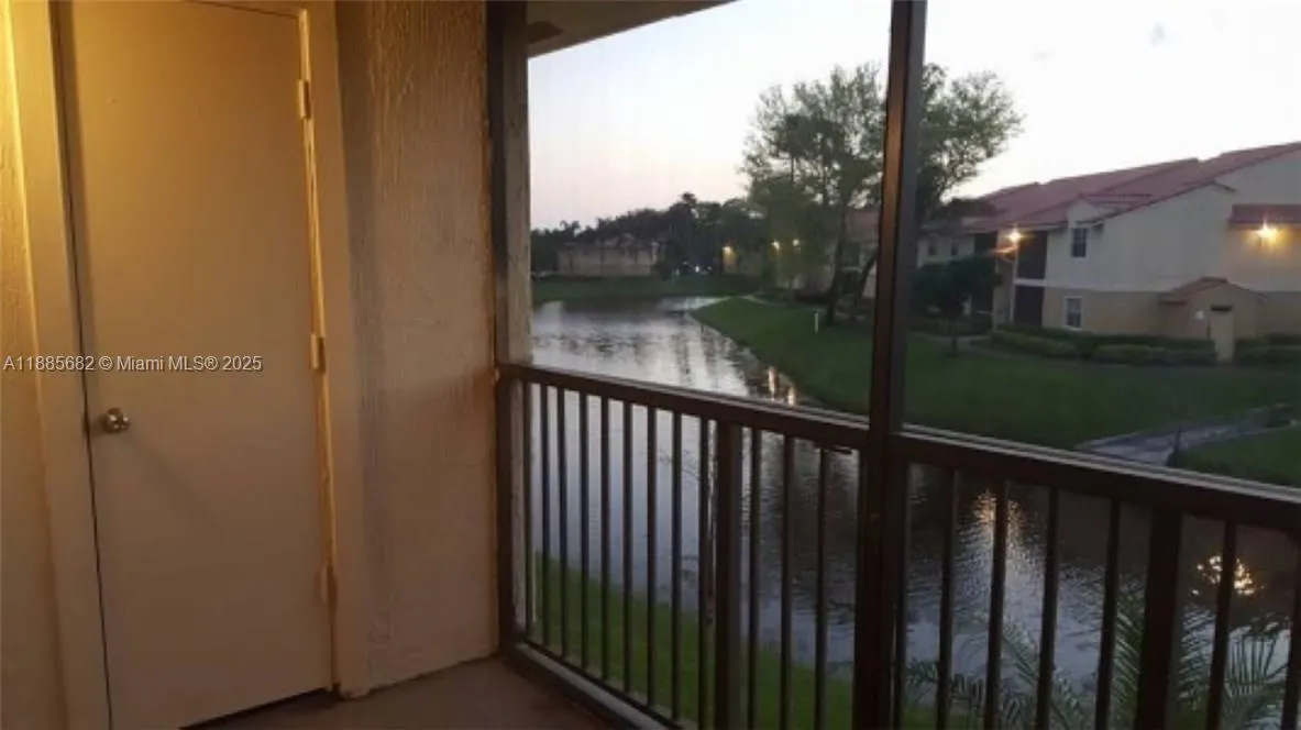 1231 SW 46th Ave, #504