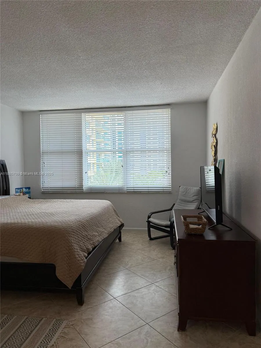 2501 S Ocean Dr, #535