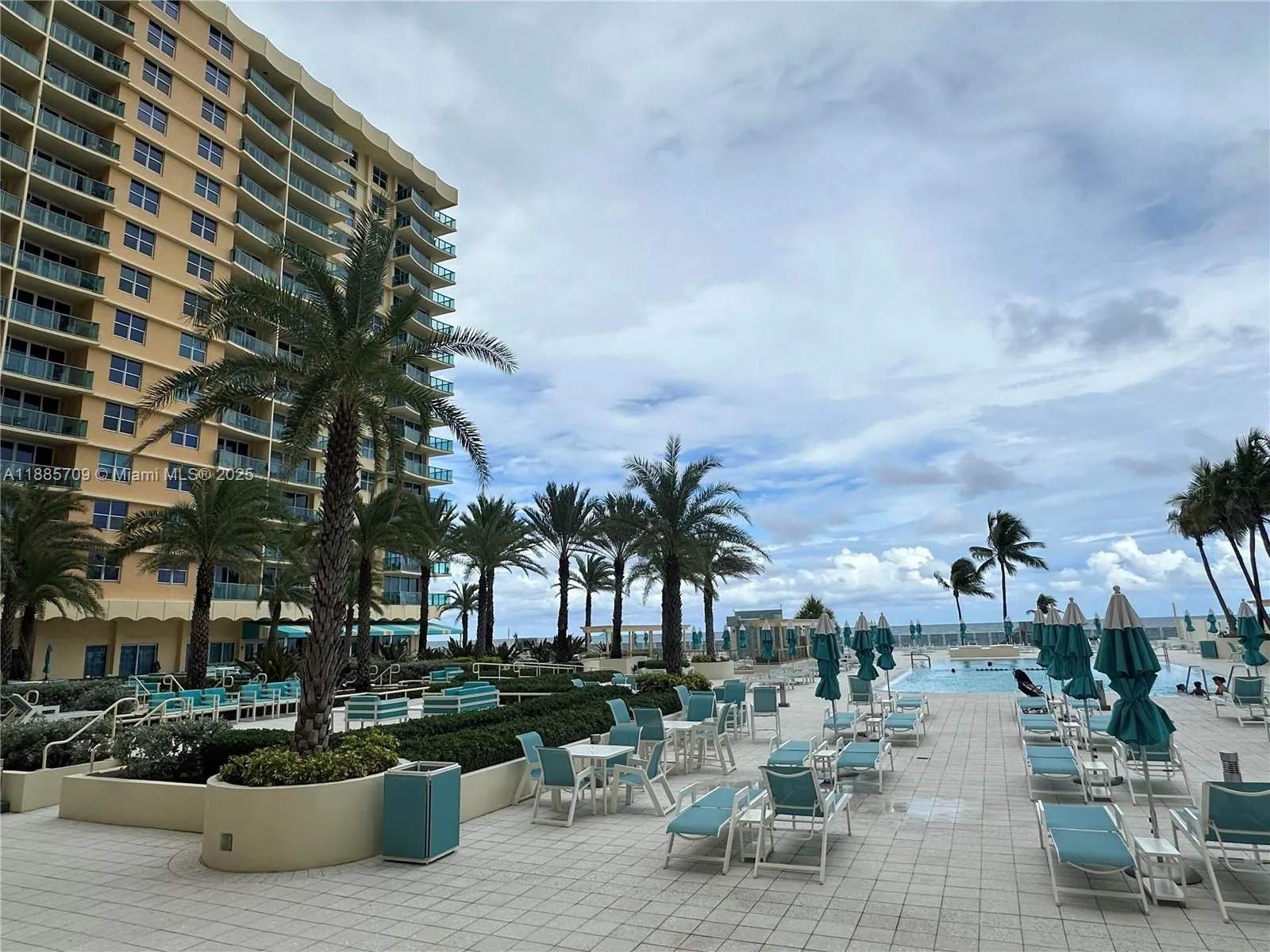 2501 S Ocean Dr, #535