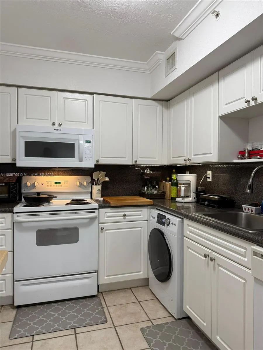 2501 S Ocean Dr, #535