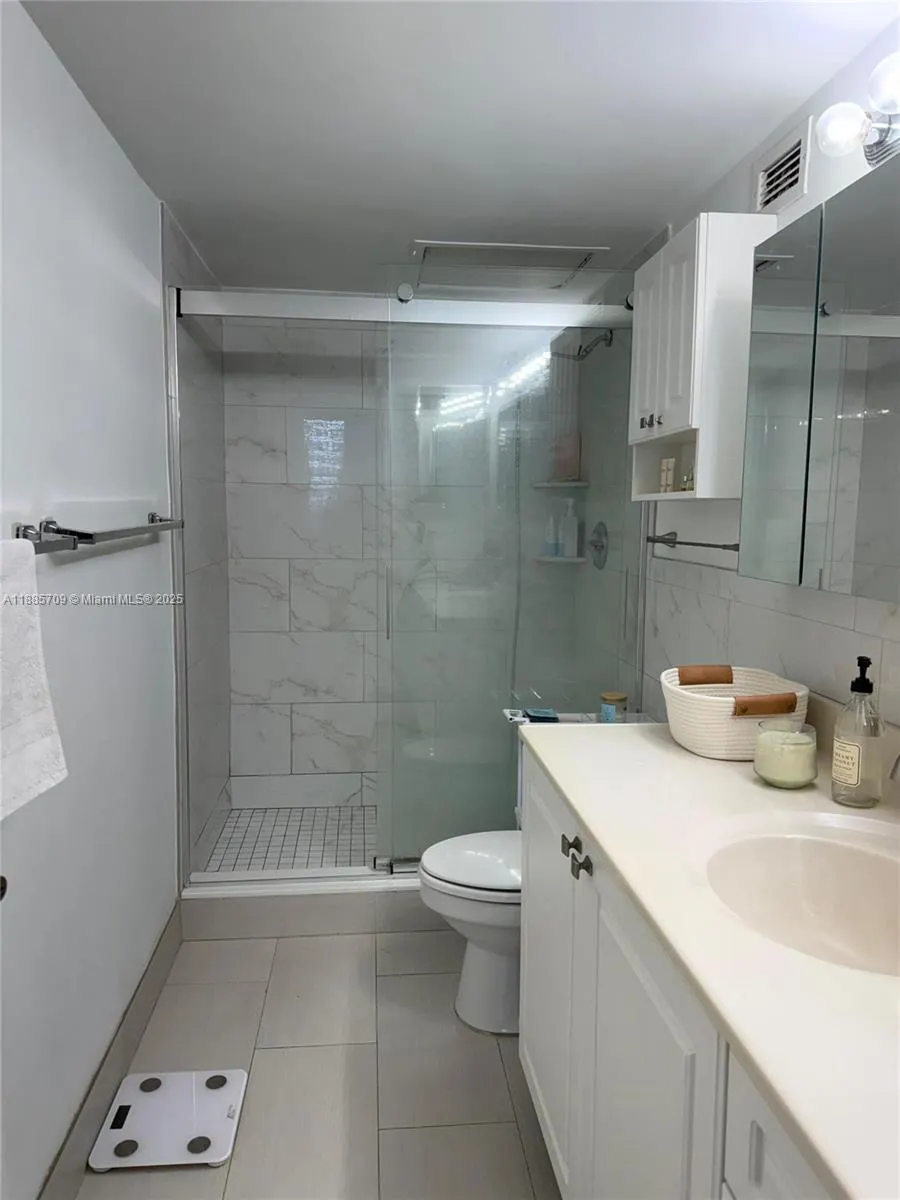 2501 S Ocean Dr, #535
