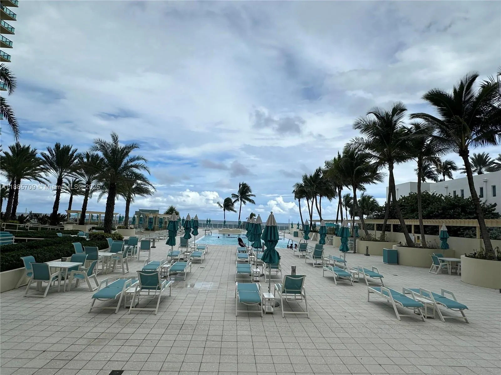 2501 S Ocean Dr, #535