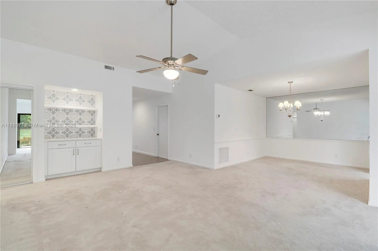 3774 SW Pheasant Run
