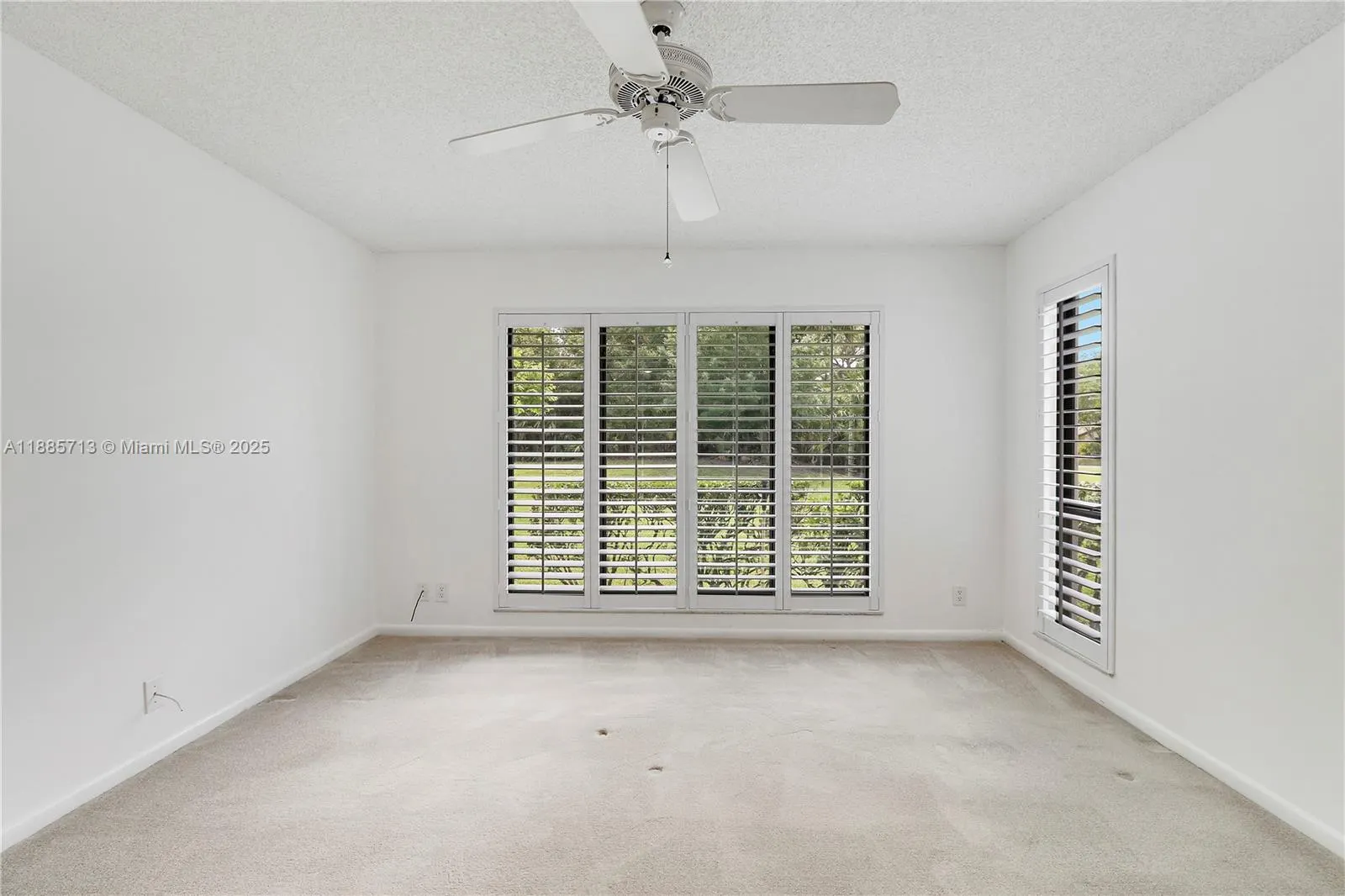 3774 SW Pheasant Run