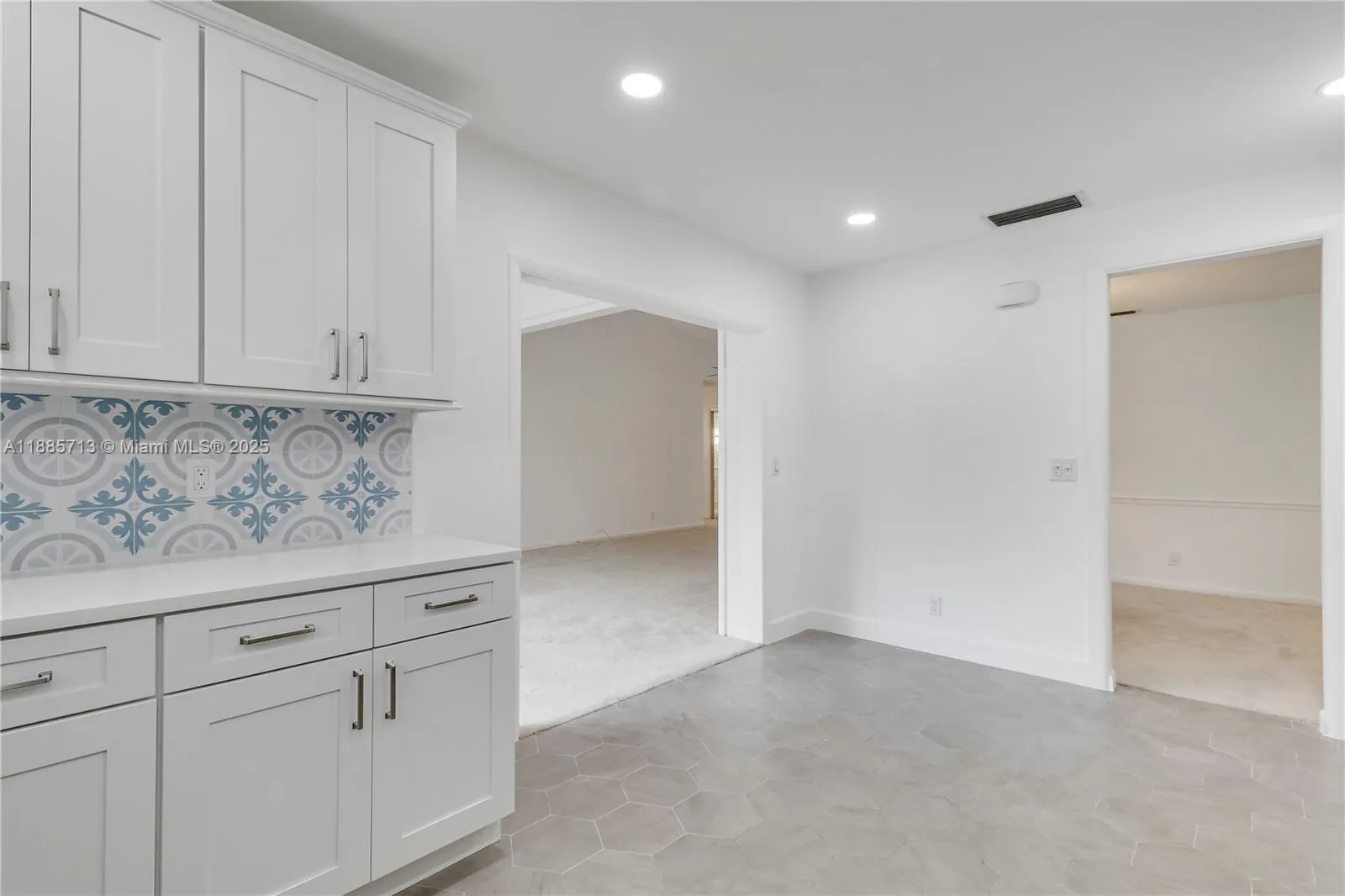 3774 SW Pheasant Run