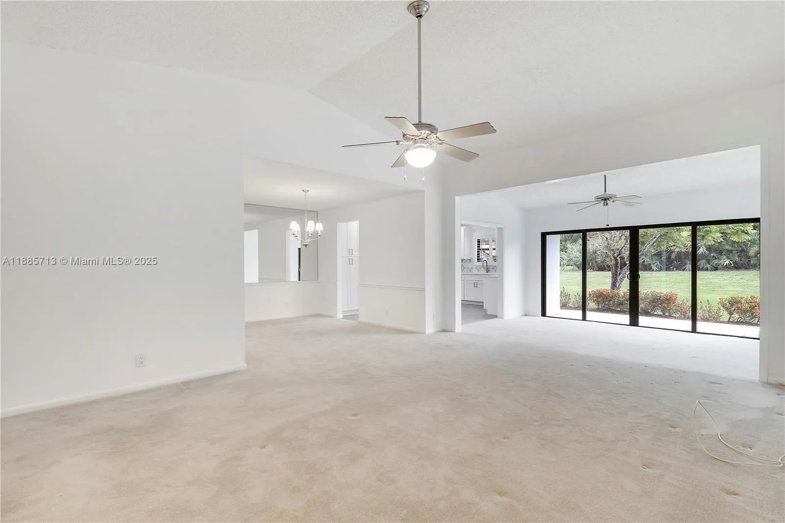 3774 SW Pheasant Run