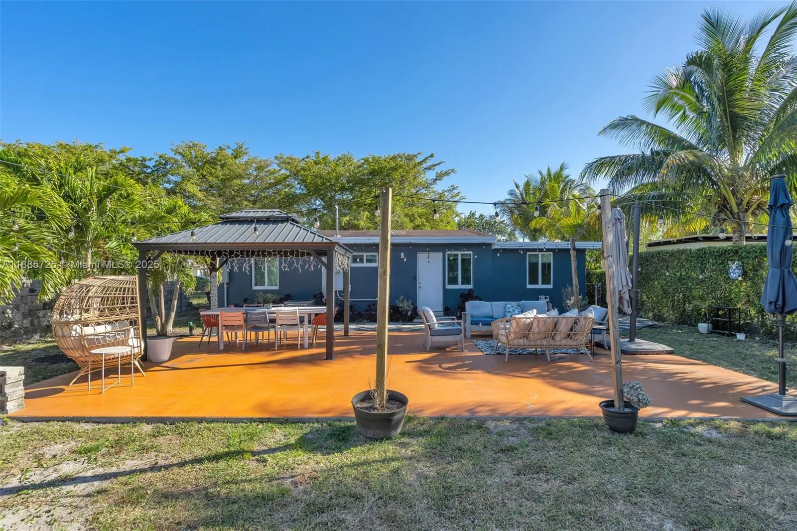 125 NW 127th St