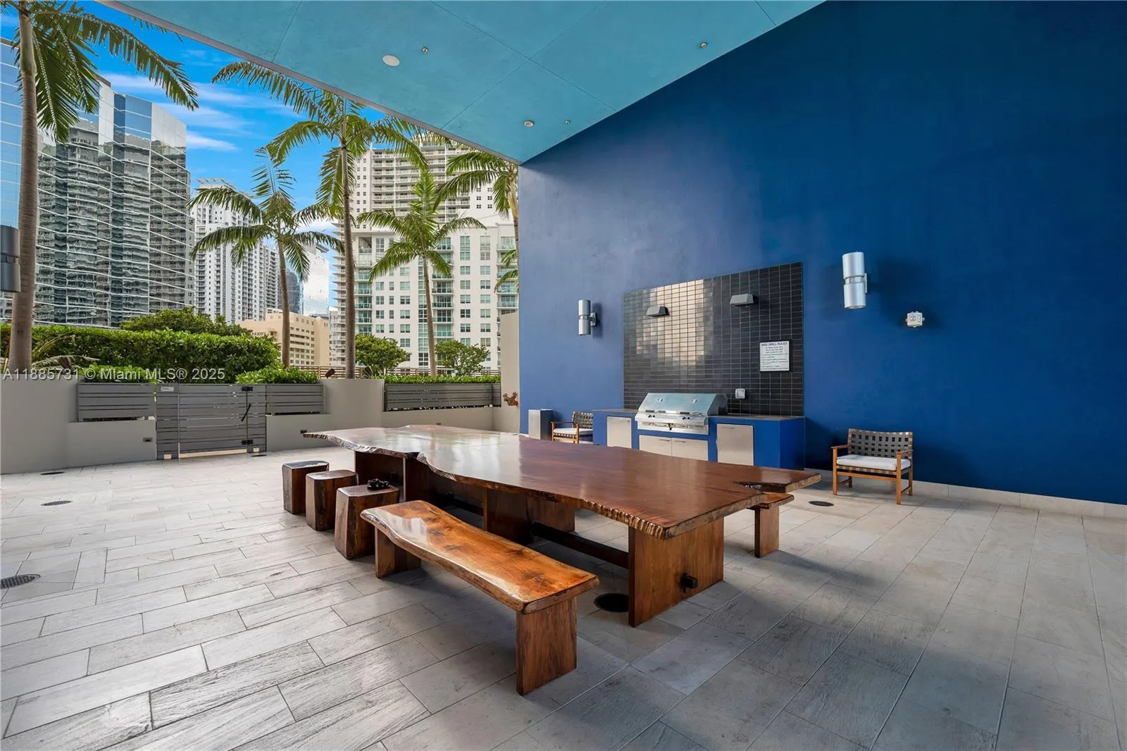 1300 Brickell Bay Dr, #3205