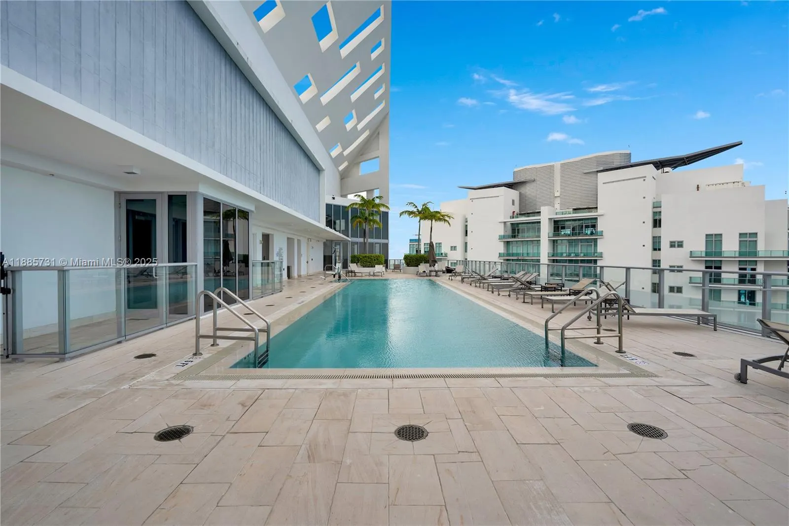 1300 Brickell Bay Dr, #3205