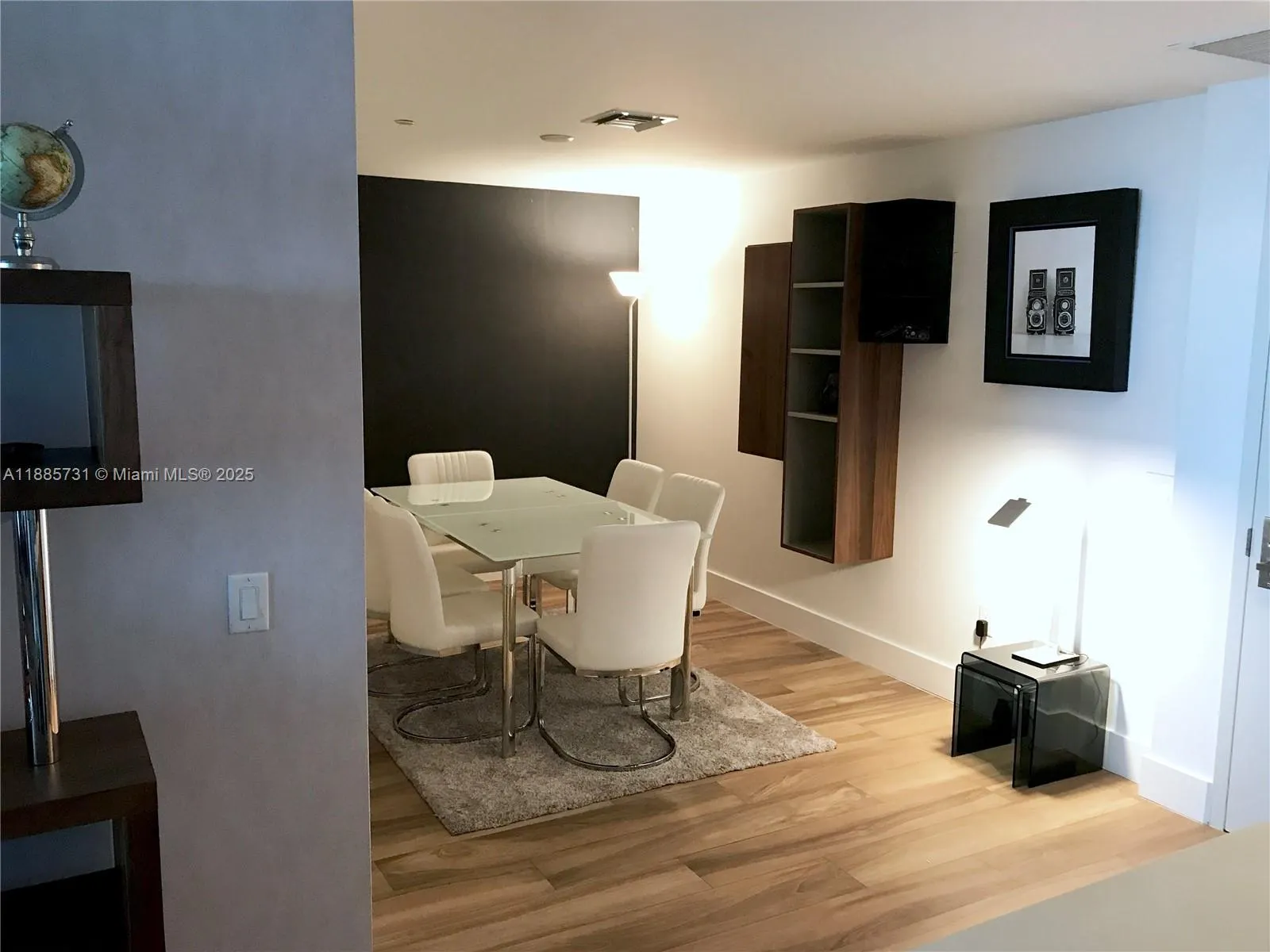 1300 Brickell Bay Dr, #3205