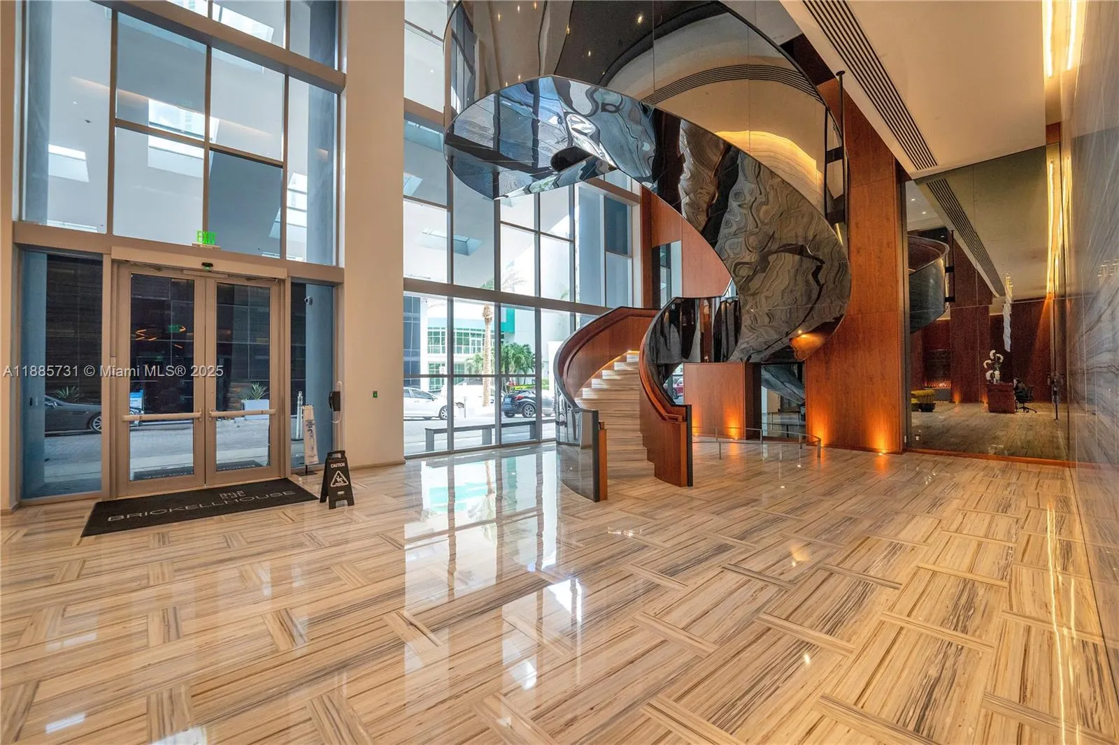 1300 Brickell Bay Dr, #3205