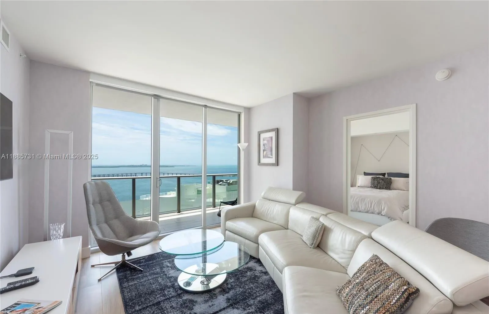 1300 Brickell Bay Dr, #3205