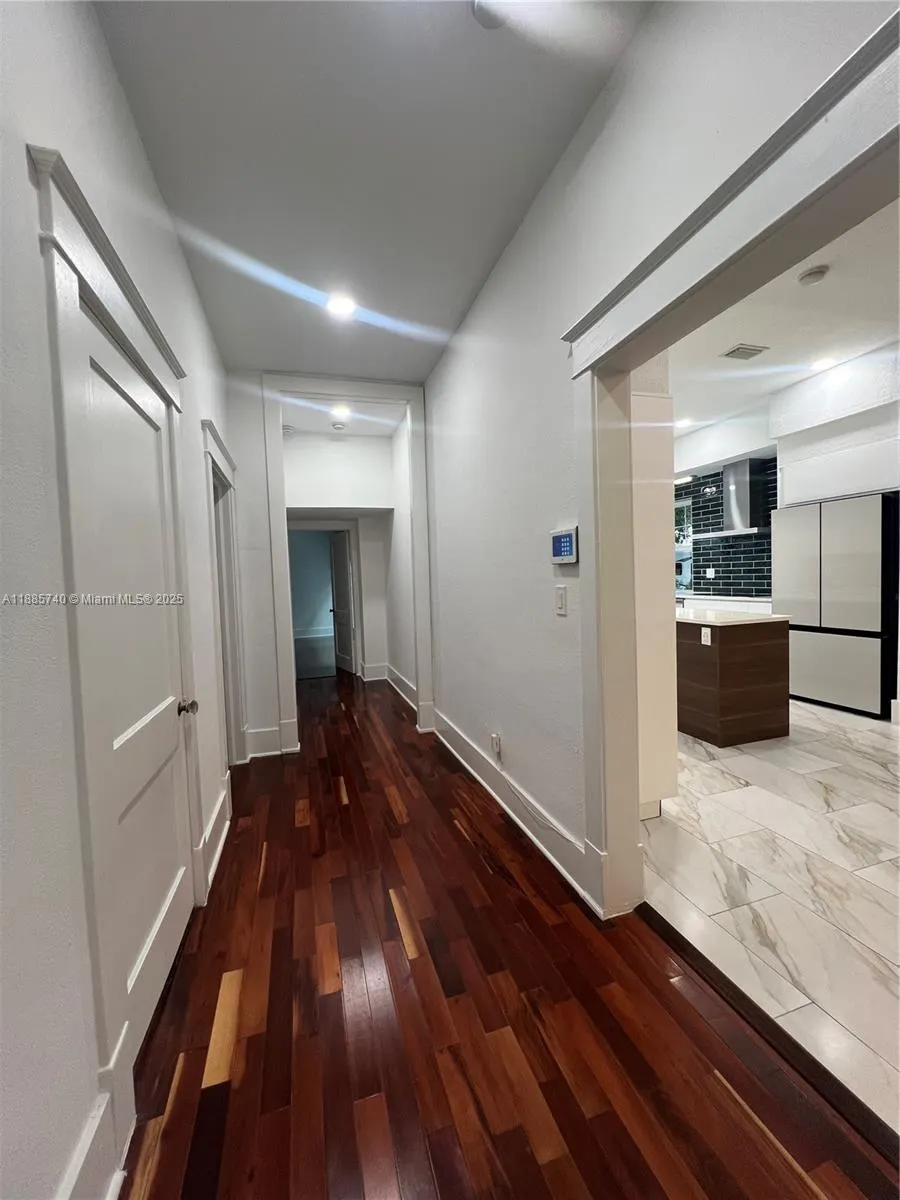130 SW 1st Ave, #130