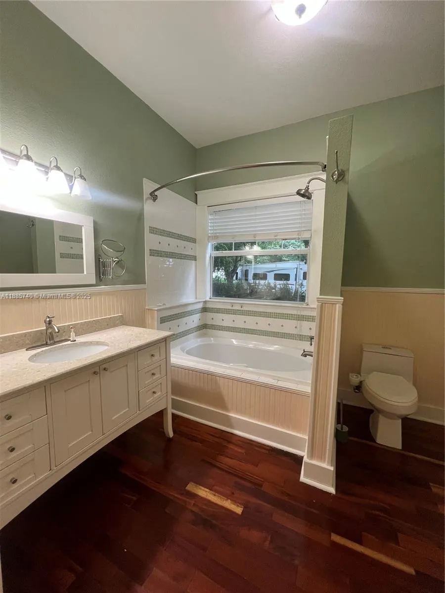 130 SW 1st Ave, #130